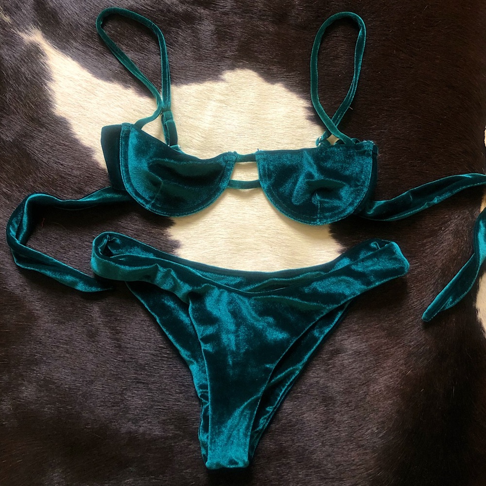 NWOT Dark Green Velvet Bikini
